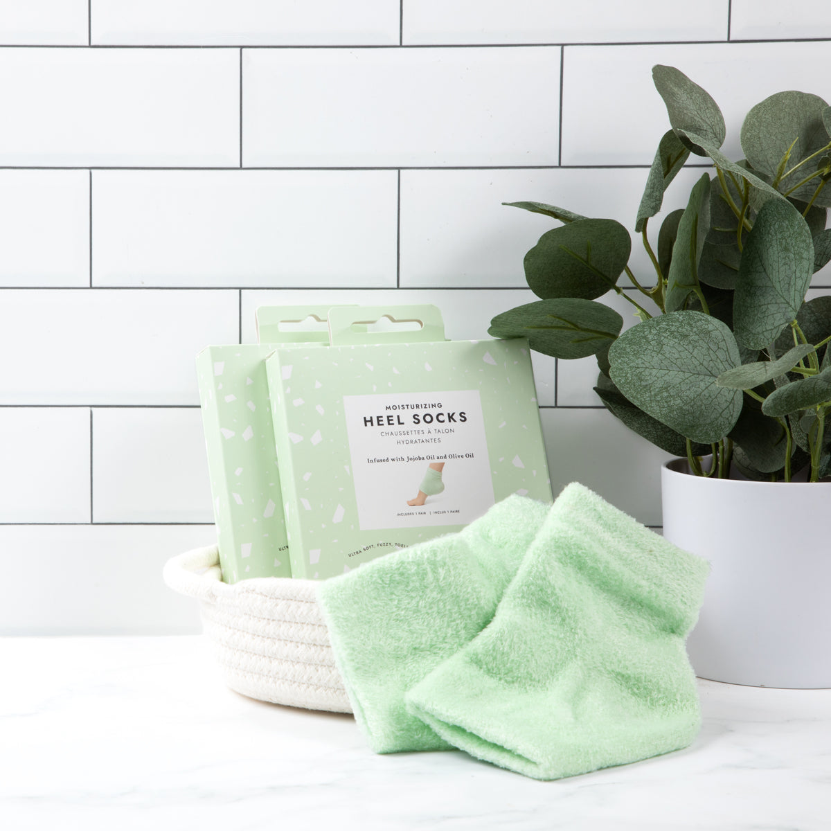 Voesh Moisturizing Heel Socks